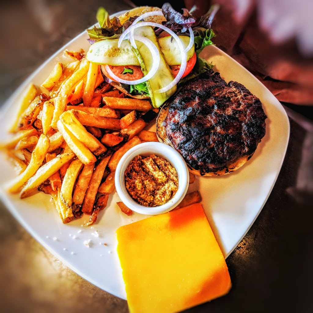 Dock Of The Bay Steak & Seafood Grille | 1110 Bay St, Gravenhurst, ON P1P 1Z9, Canada | Phone: (705) 687-7723