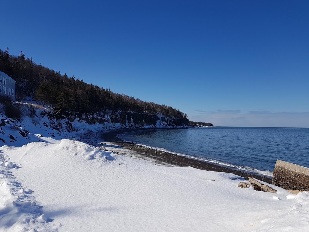 Halls Harbour Lobster Pound | 1157 W Halls Harbour Rd, Centreville, NS B0P 1J0, Canada | Phone: (902) 679-5299