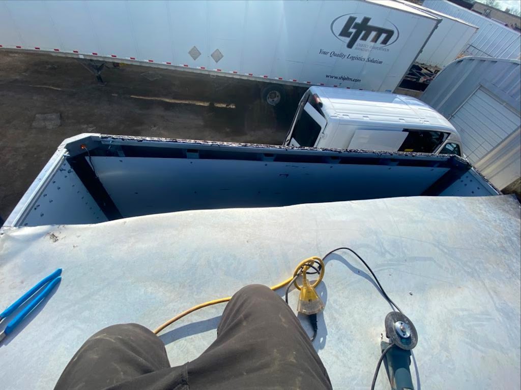 AJ WELDING FABRICATION & TRAILER BODYWORK INC.(MOBILE SERVICE) | 31 Waterbow Trl, Kitchener, ON N2A 0K4, Canada | Phone: (647) 620-9647