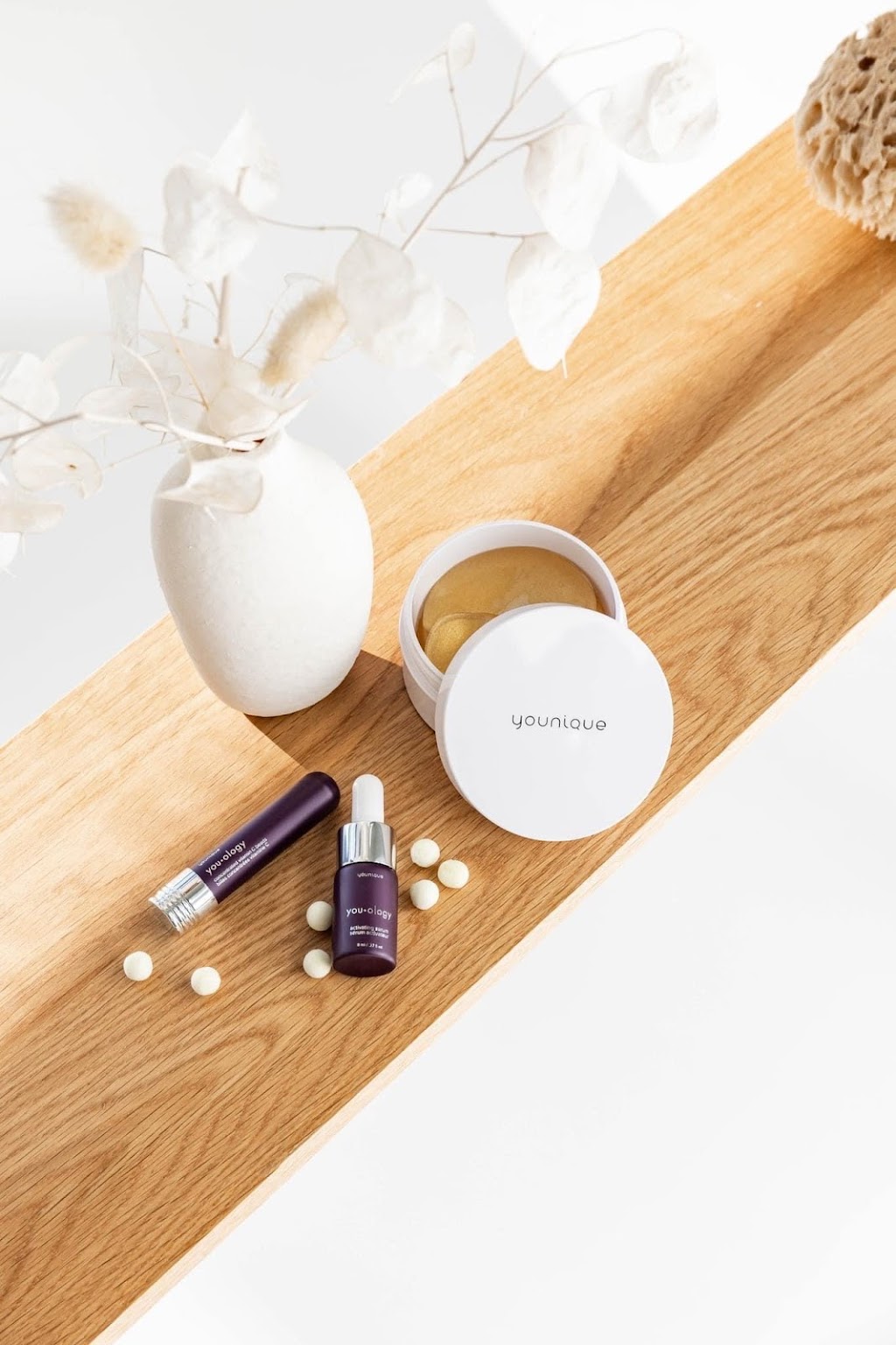 Mélanie Coulombe Younique | 937 Rue de Louvigny, Terrebonne, QC J6X 1X4, Canada | Phone: (514) 792-3134