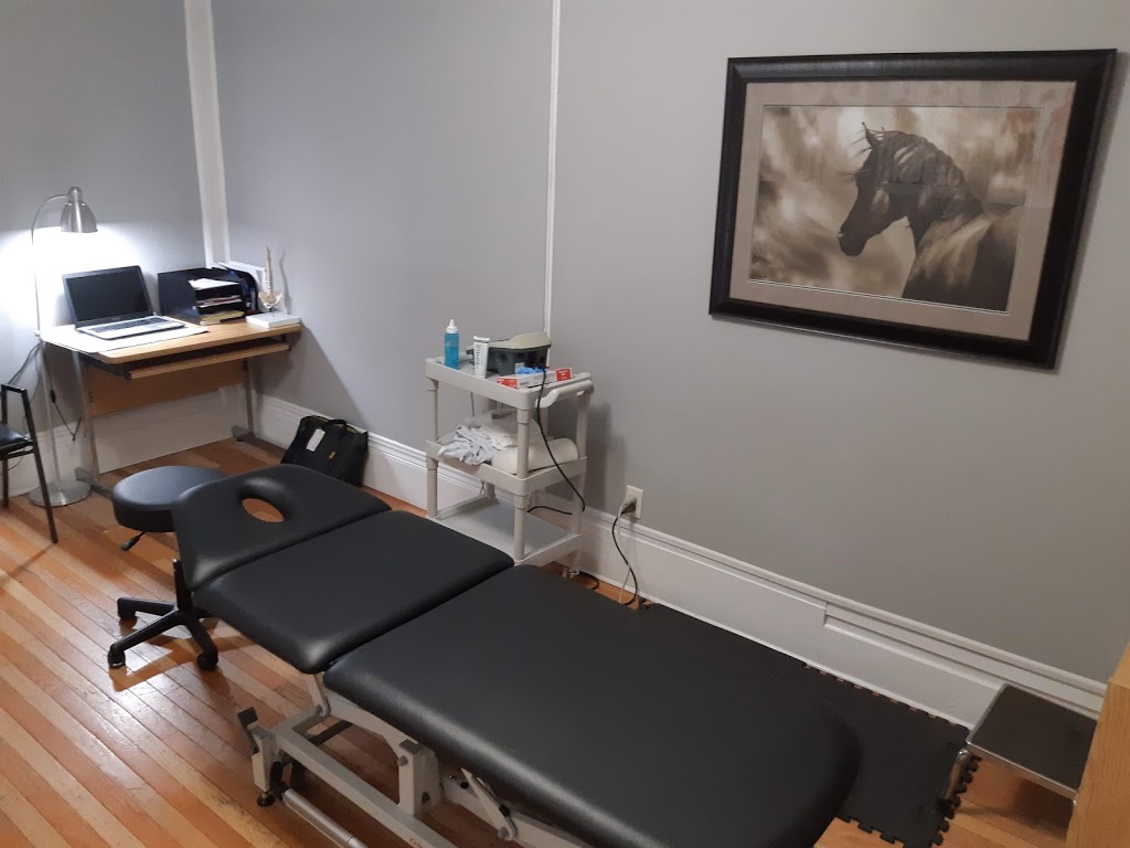 Active Health Group (Chiropractic, Osteopathy & Massage) | 25 James St, Strathroy, ON N7G 1S6, Canada | Phone: (519) 246-1630