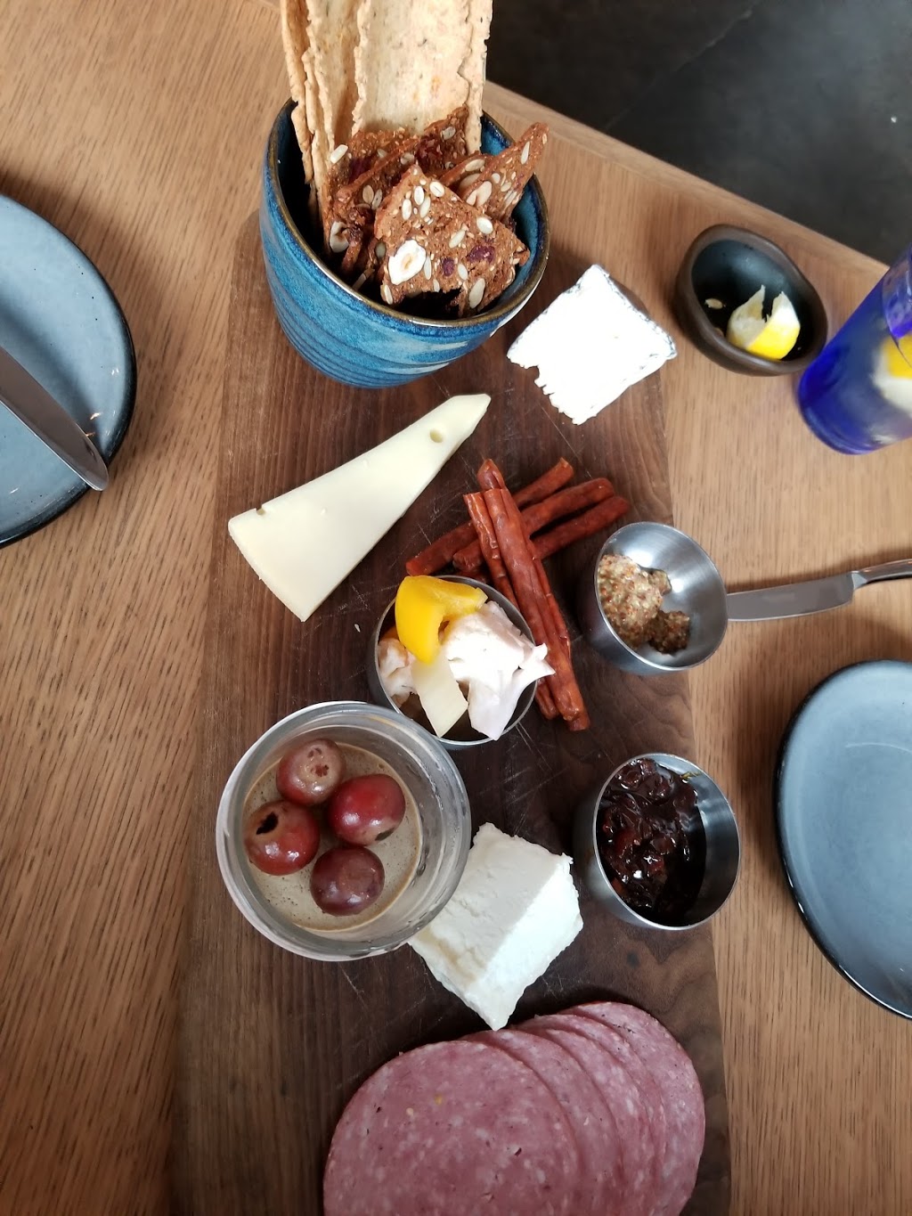 OAK + CRU Social Kitchen & Wine Bar | 1310 Water St, Kelowna, BC V1Y 9P3, Canada | Phone: (250) 869-3508