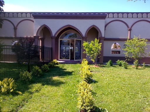 Masjid Huzaifah | 18 Progress Ave, Scarborough, ON M1P 2Y4, Canada | Phone: (416) 292-0015