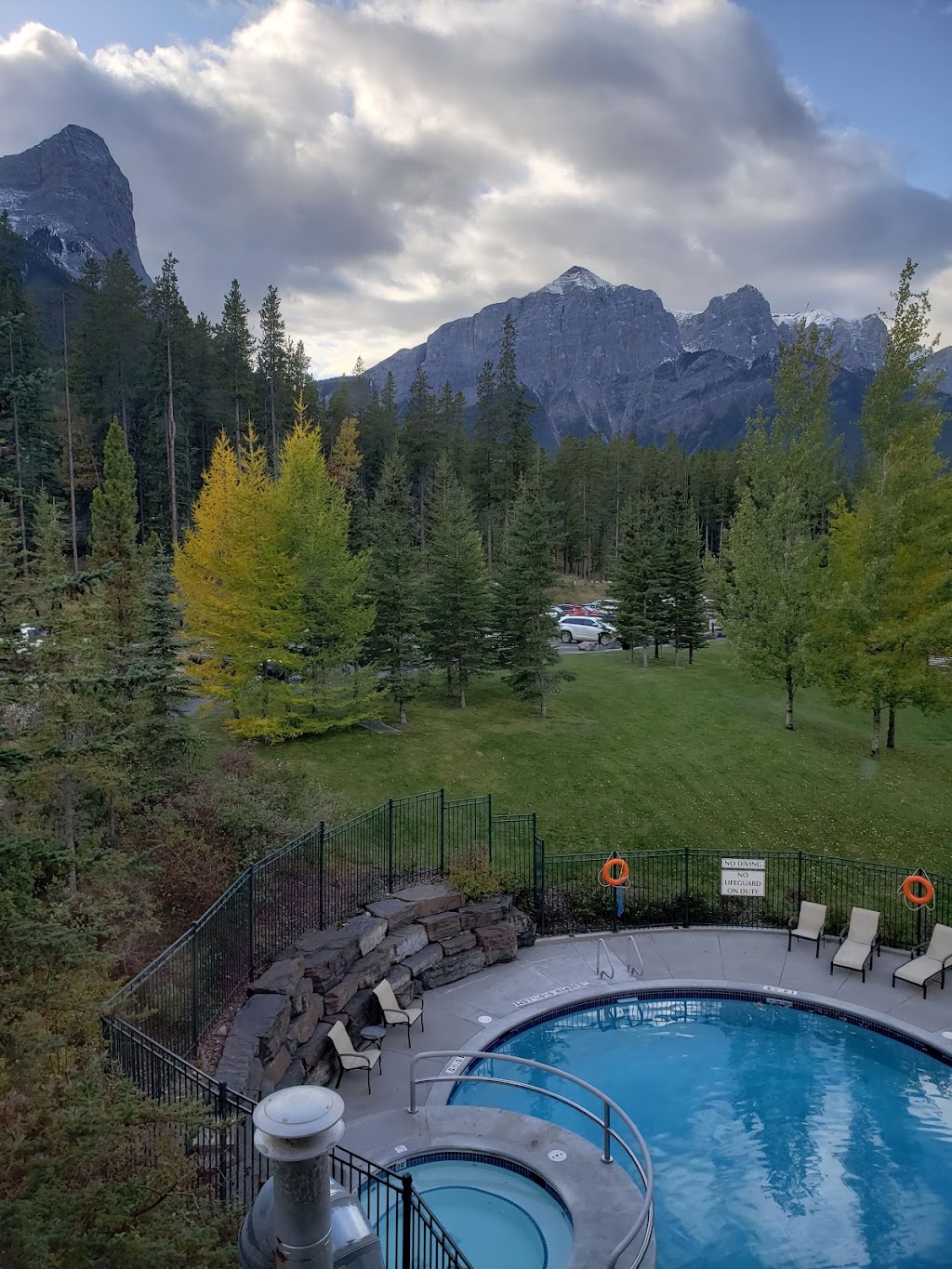 Grand Canadian Resort | 91B Three Sisters Dr, Canmore, AB T1W 3A1, Canada | Phone: (403) 678-0018