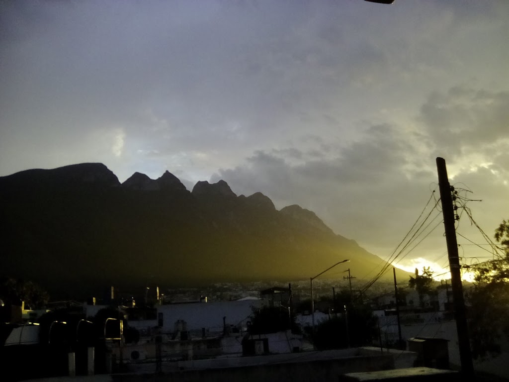 St. John Paul II Catholic Elementary School | 2130 Kingsridge Dr, Oakville, ON L6M 4Z2, Canada | Phone: (905) 827-8894