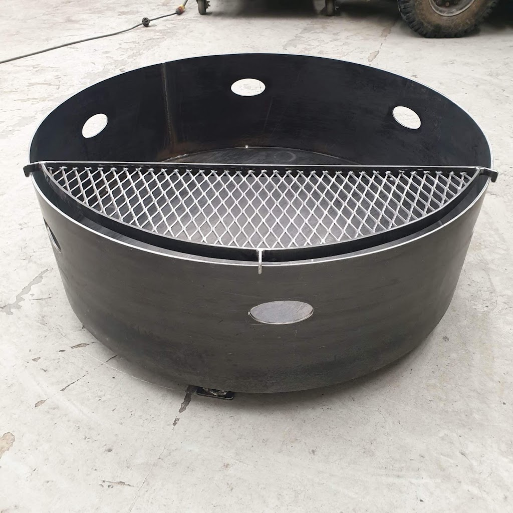 Ravenhead Fabrication Services Ltd | 125 Industrial 1 Rd #2, Athalmer, BC V0A 1A0, Canada | Phone: (250) 341-5214