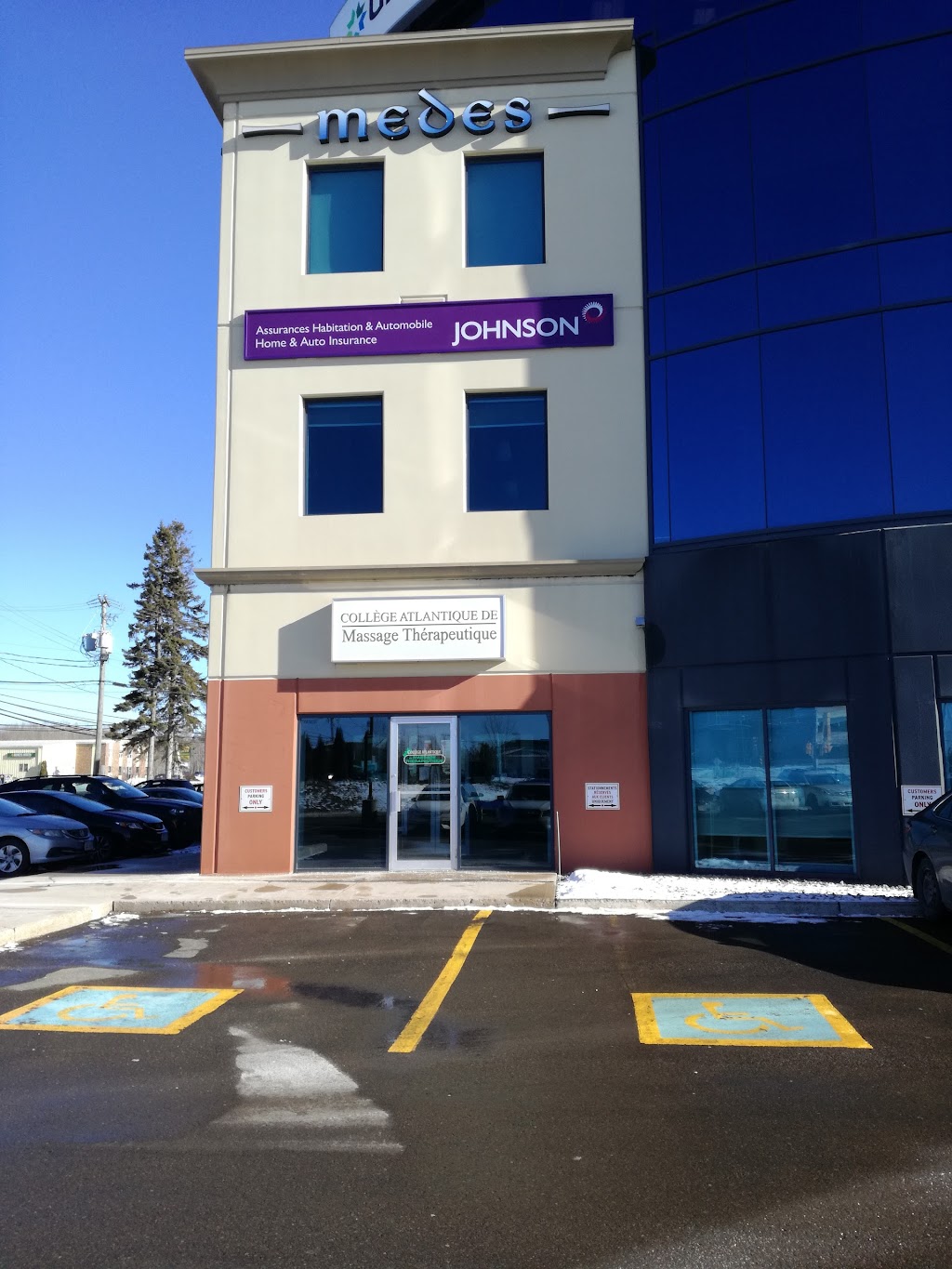 Le Collège Atlantique De Massa | 1040 Champlain St, Dieppe, NB E1A 8L8, Canada | Phone: (506) 855-2286