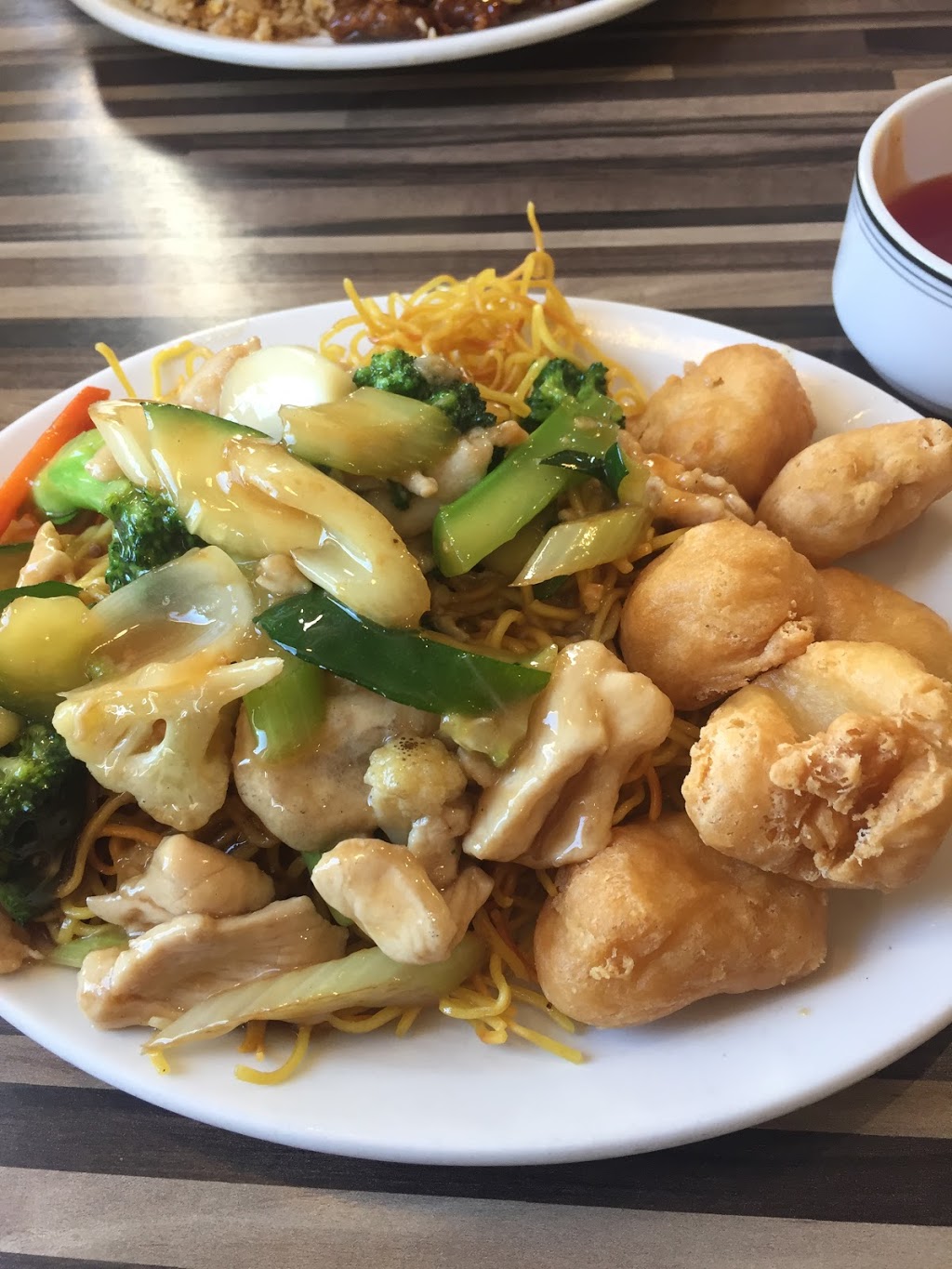 Sun Star Restaurant | 631 BC-7, Coquitlam, BC V3K 3S5, Canada | Phone: (604) 937-5944