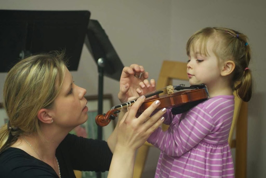 Kris Turner Studio | 3880 Bancroft Rd, Bellingham, WA 98225, USA | Phone: (360) 676-0485