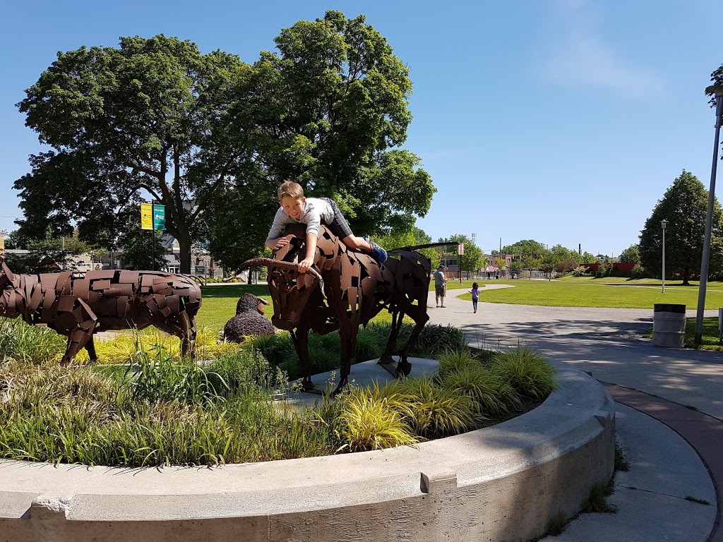 Queens Park | 925 Dundas St, London, ON N5W 5N3, Canada | Phone: (519) 661-4980