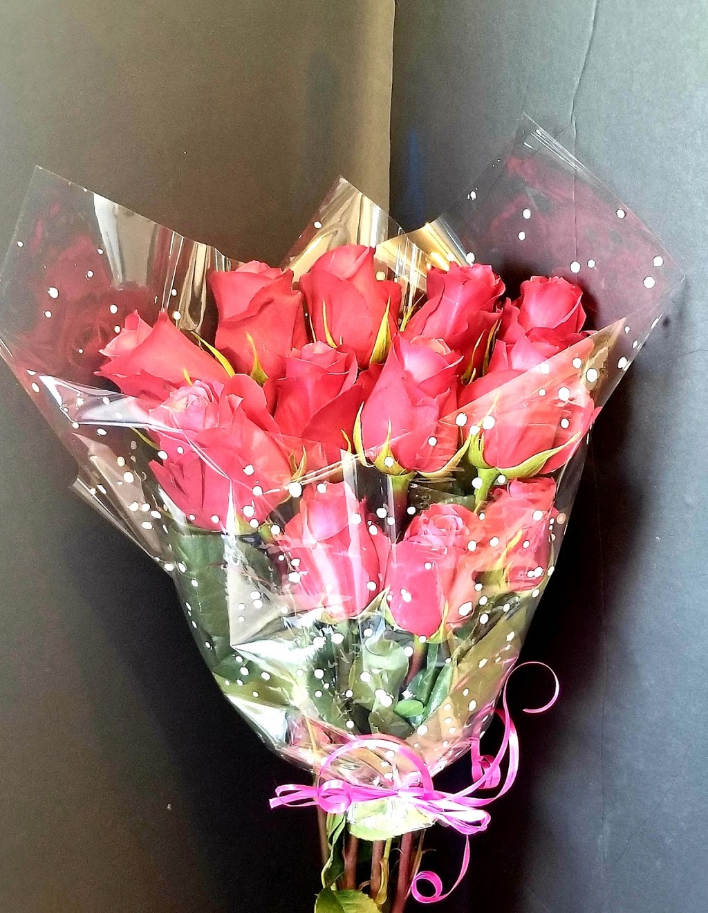 Regina Florist | 2593 Quance St, Regina, SK S4V 2Y8, Canada | Phone: (306) 757-7673
