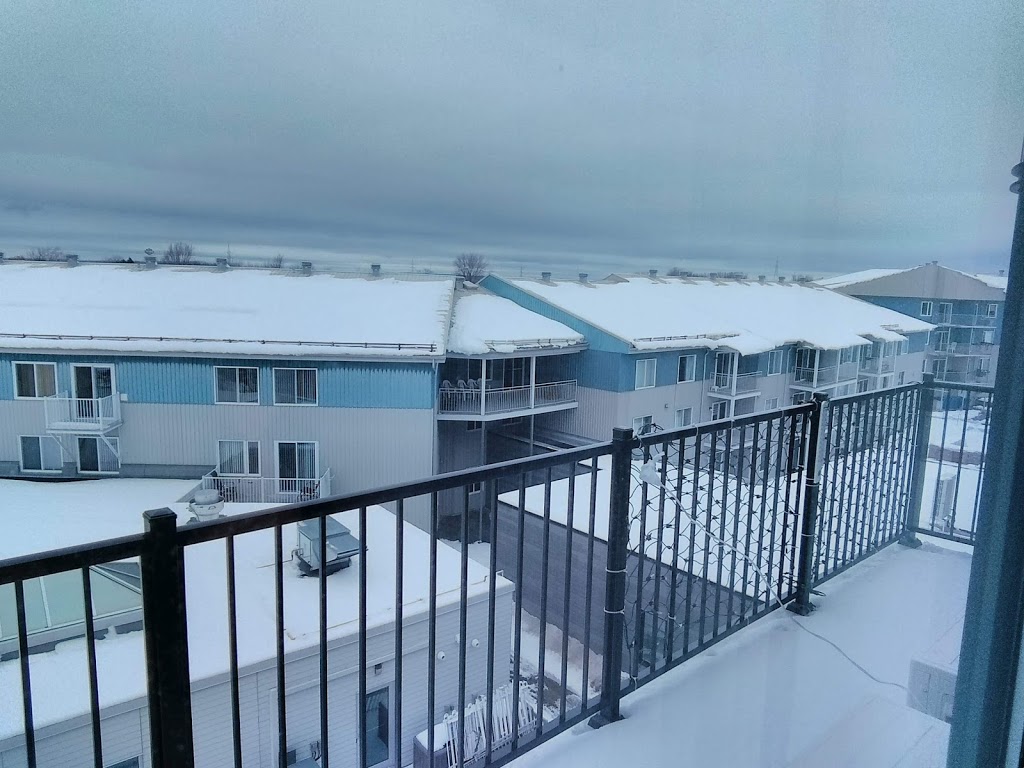 Domaine Villa St-Grégoire | 4890 Av Bouvet, Bécancour, QC G9H 1X4, Canada | Phone: (819) 233-3232