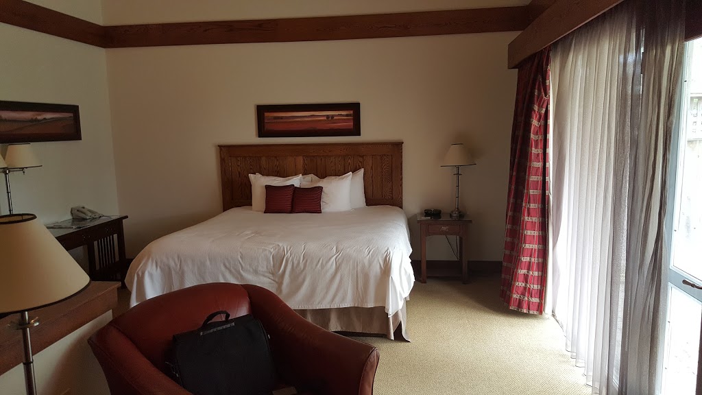 Huff Estates Winery & Inn | 2274 Prince Edward County Rd 1, Bloomfield, ON K0K 1G0, Canada | Phone: (613) 393-1414