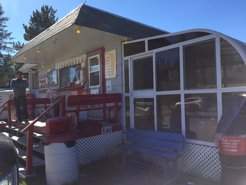 Motel et casse croute DODI | 275 QC-117, Lac-Saguay, QC J0W 1L0, Canada | Phone: (819) 278-0254