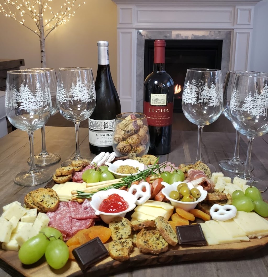 Corks & Boards | 108 Highlands Blvd, Millbrook, ON L0A 1G0, Canada | Phone: (905) 404-5395