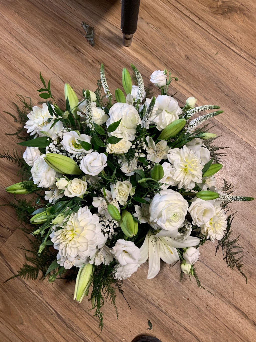 BBBlooms Floral Studio | 38 Academy St, St. Catharines, ON L2R 2M7, Canada | Phone: (905) 682-5525
