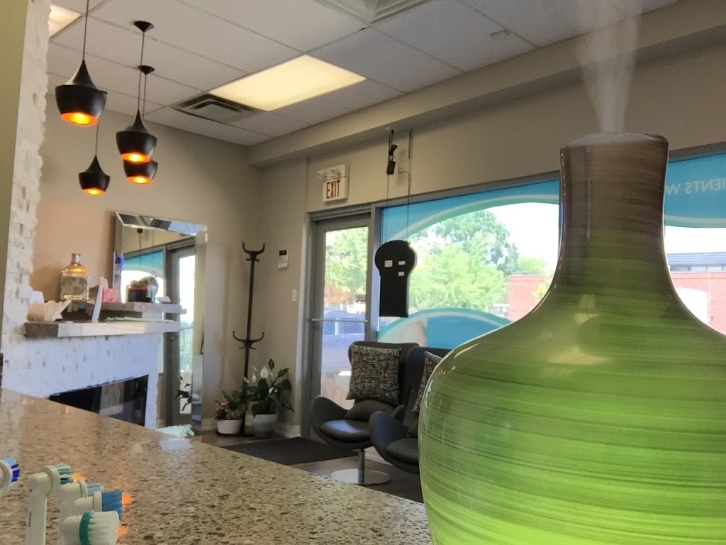 VIVA Dental | 289 Dundas St E Unit 4, Mississauga, ON L5A 1X1, Canada | Phone: (905) 232-8482