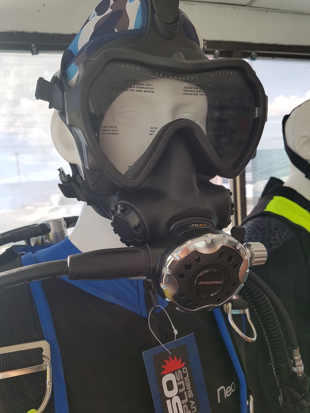 The Dive Outfitters | 11781 156 St NW, Edmonton, AB T5M 3N4, Canada | Phone: (780) 483-0044