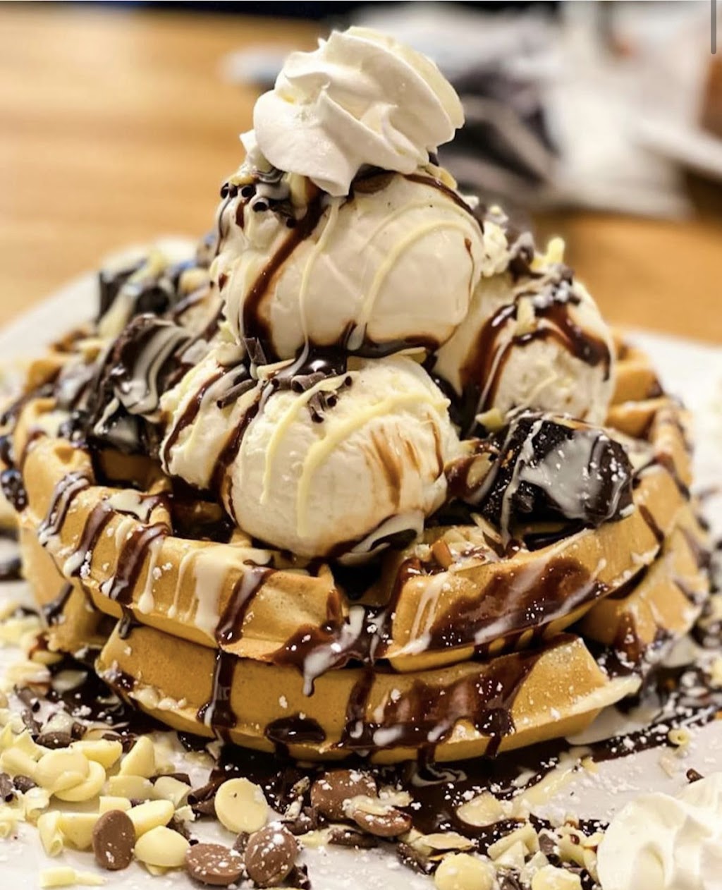 D Spot Desserts Oakville | 2501 Hampshire Gate Unit 1A-1, Oakville, ON L6H 6C8, Canada | Phone: (289) 837-0977