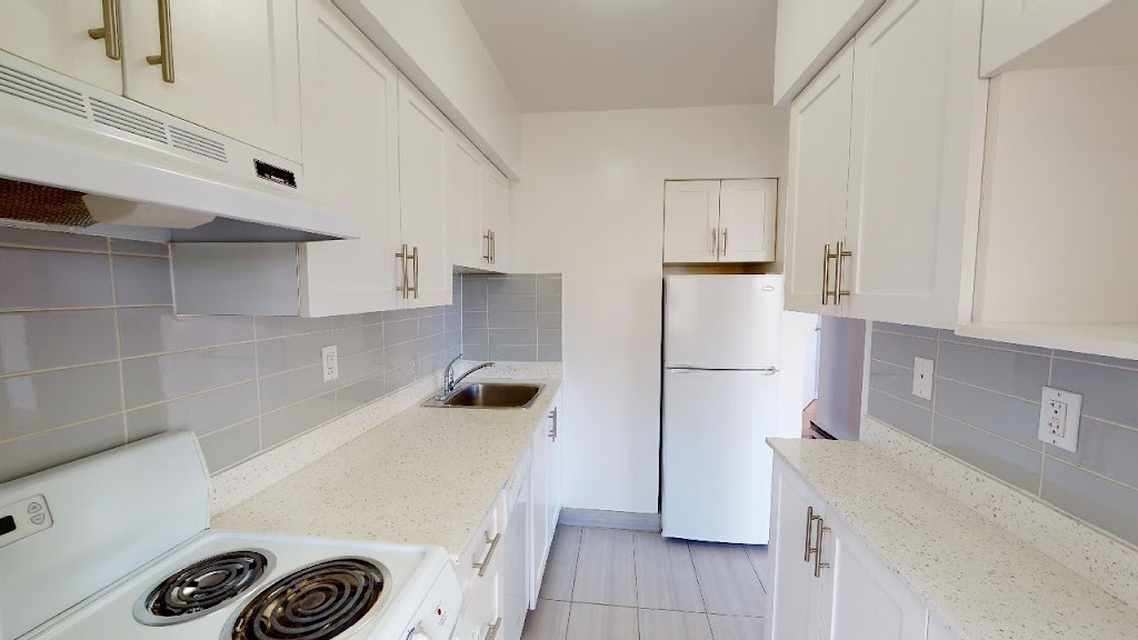 University Manor - CLV Group | 4640 W 10th Ave, Vancouver, BC V6R 2J5, Canada | Phone: (778) 819-3351