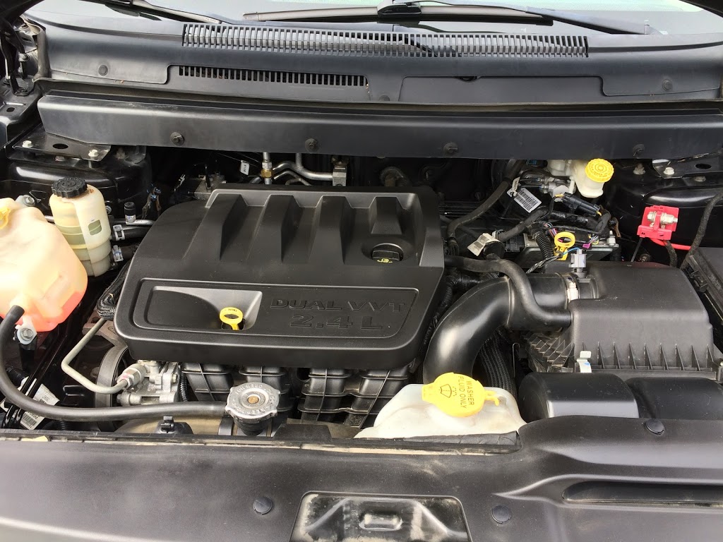 williams auto sales | 1736 Island Hwy, Victoria, BC V9B 1H9, Canada | Phone: (778) 265-8689
