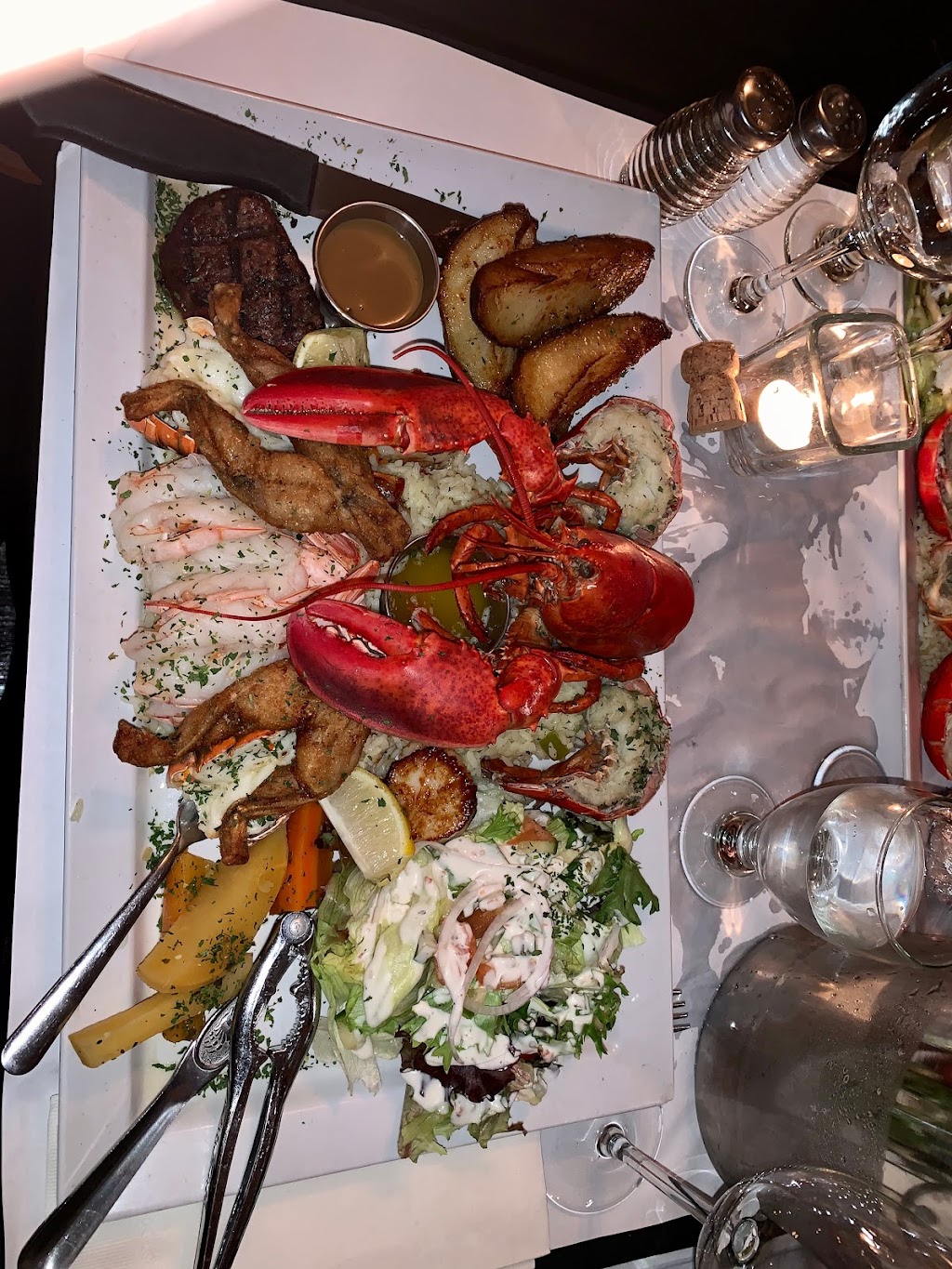 Restaurant Peche Mignon | 329 Rue St Roch, Trois-Rivières, QC G9A 2L6, Canada | Phone: (819) 375-9786