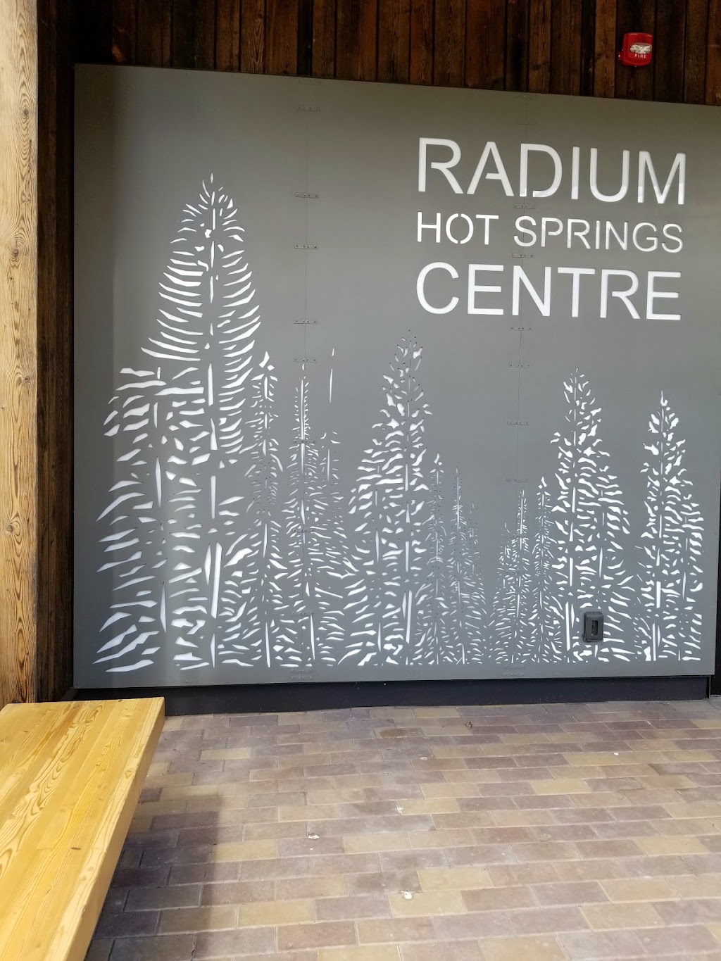 Radium Hot Springs Public Library | 4863 Stanley St, Radium Hot Springs, BC V0A 1M0, Canada | Phone: (250) 347-2434