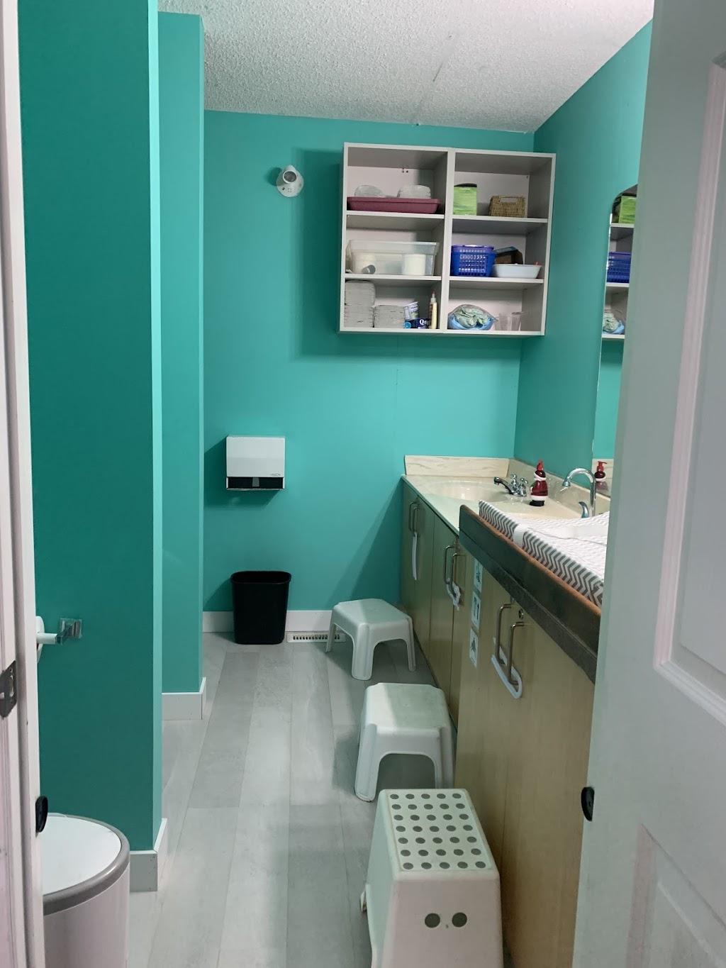 Bright Futures Preschool and Daycare , Chestermere | 104 Springmere Way, Chestermere, AB T1X 1N9, Canada | Phone: (403) 764-9292