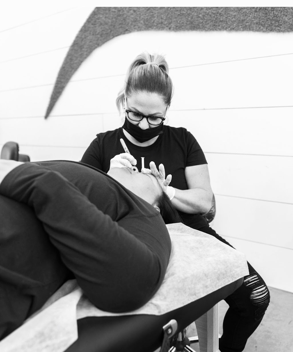 Sassy Brows Boutique | 106 Guelph St, Georgetown, ON L7G 3Z5, Canada | Phone: (602) 367-9222