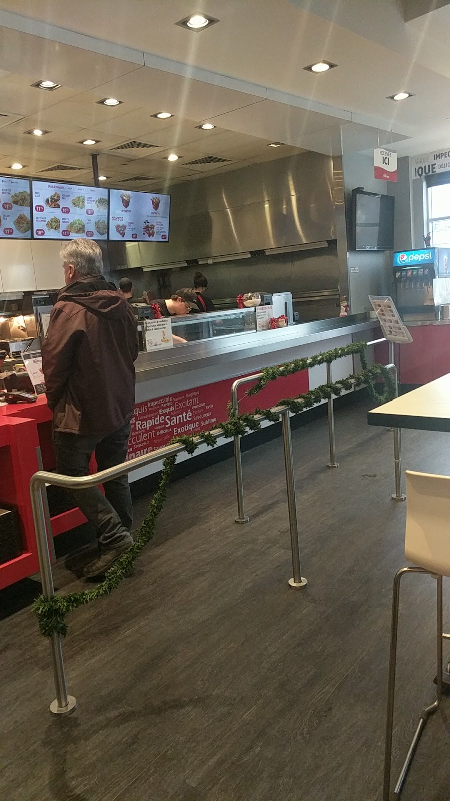 Thaïzone | 469 Avenue Taniata, Saint-Romuald, QC G6W 5M6, Canada | Phone: (418) 839-9444