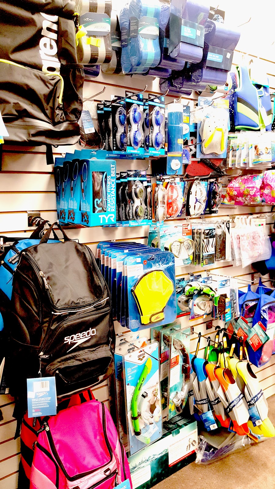 Boutique Step Up | 5085 Greater Sudbury Regional Road 80 unit 29, Hanmer, ON P3P 1P7, Canada | Phone: (833) 897-1804