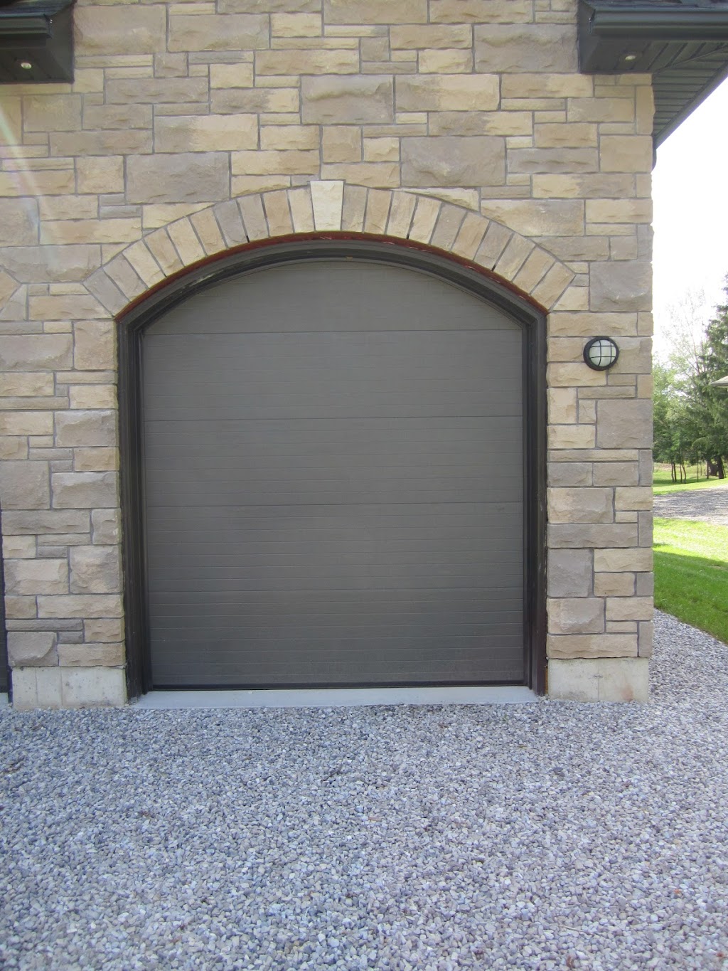 J&K Overhead Doors | 42814 Fruit Ridge Line, St Thomas, ON N5P 3S9, Canada | Phone: (519) 631-7461