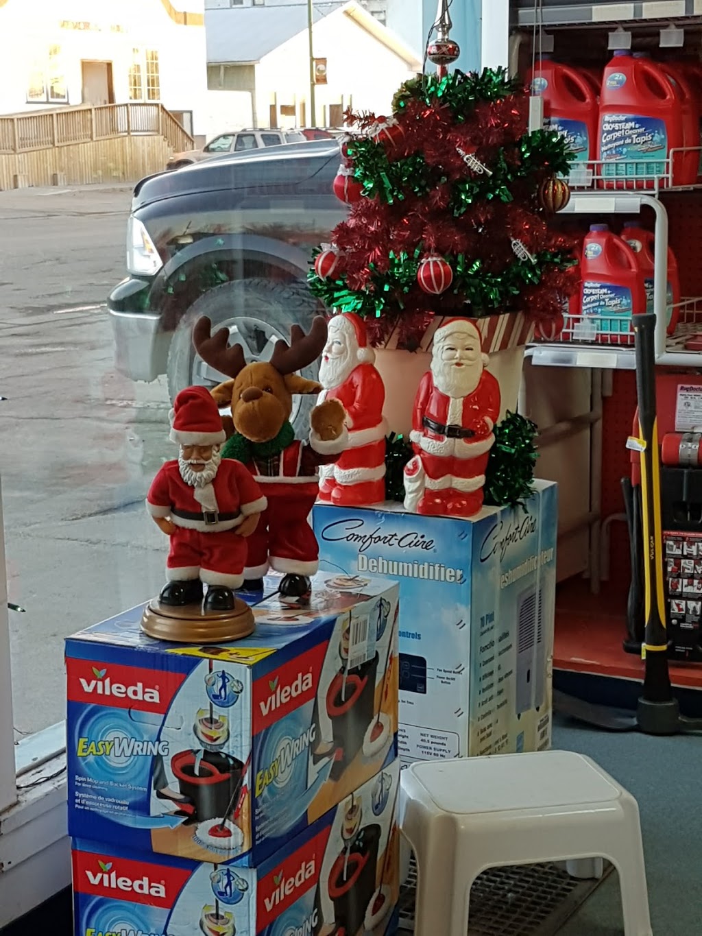 Mikes Home Centre | 185 Keats St, Southey, SK S0G 4P0, Canada | Phone: (306) 726-2003