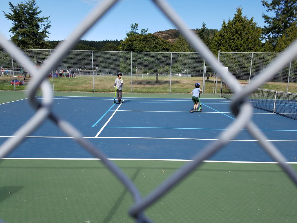 Majestic Park | 4380 Majestic Dr, Victoria, BC V8N 5S1, Canada | Phone: (250) 475-5522