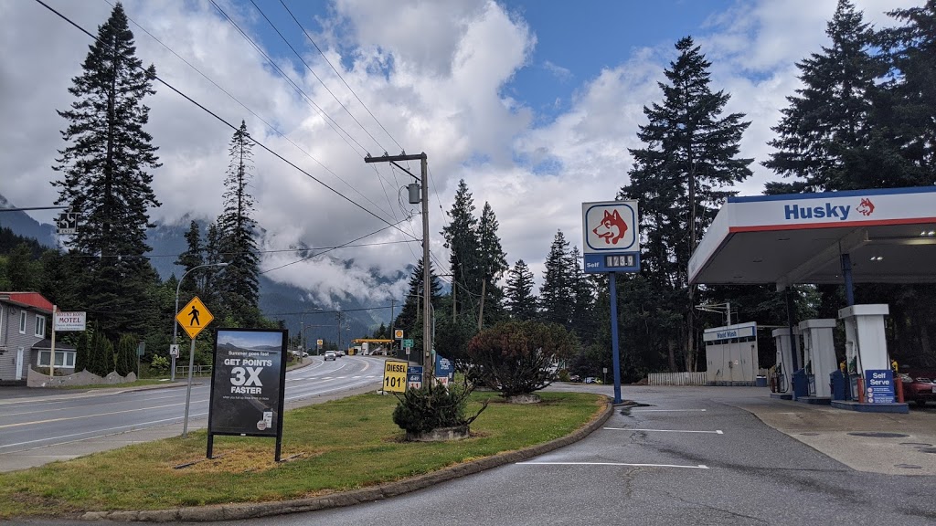 Old Hope Husky | 333 Old Hope Princeton Way, Hope, BC V0X 1L4, Canada | Phone: (604) 860-4070