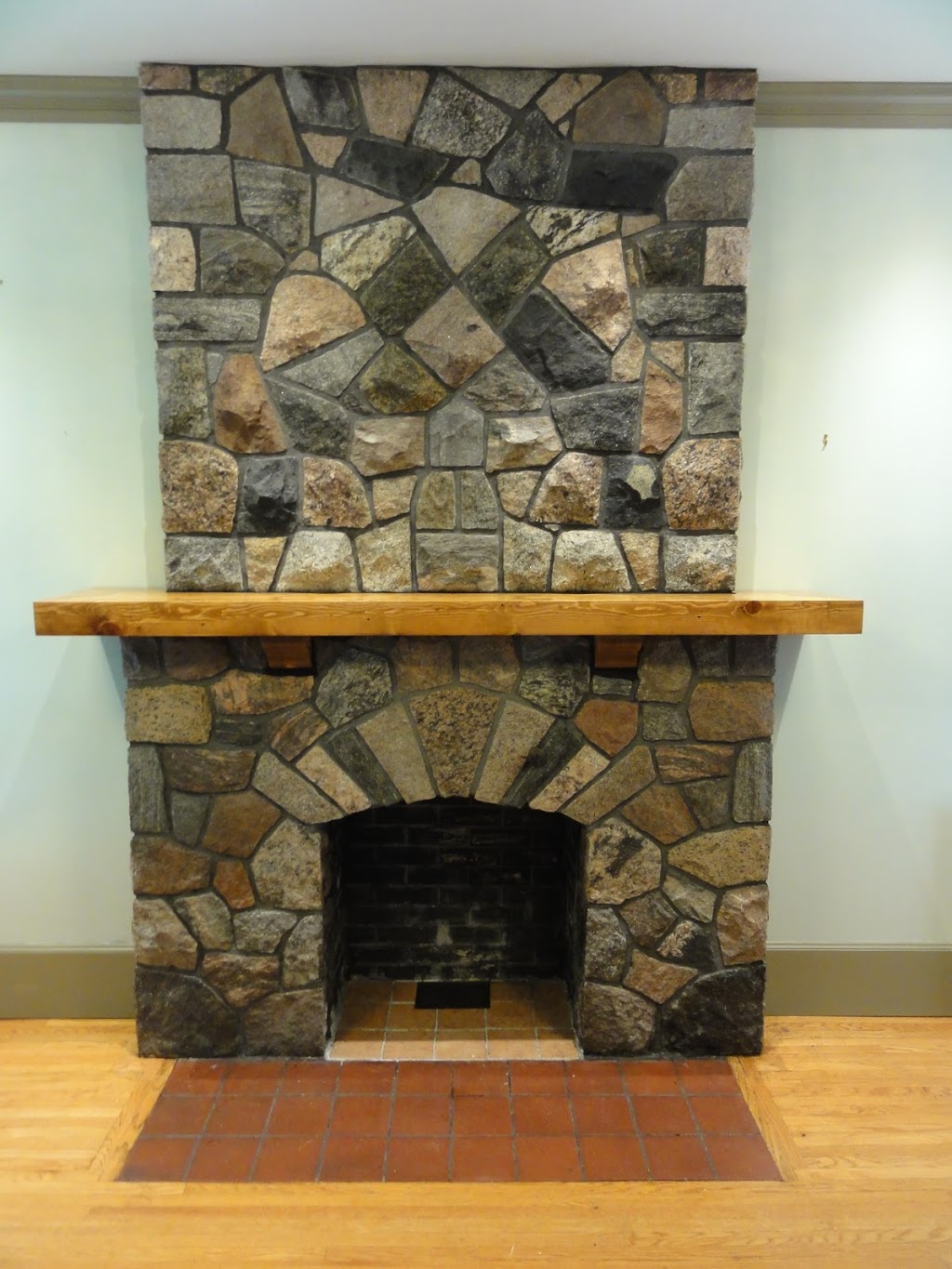 Oceanview Stone and Fireplace | 1019 Damelart Way, Brentwood Bay, BC V8M 1H7, Canada | Phone: (778) 772-1845