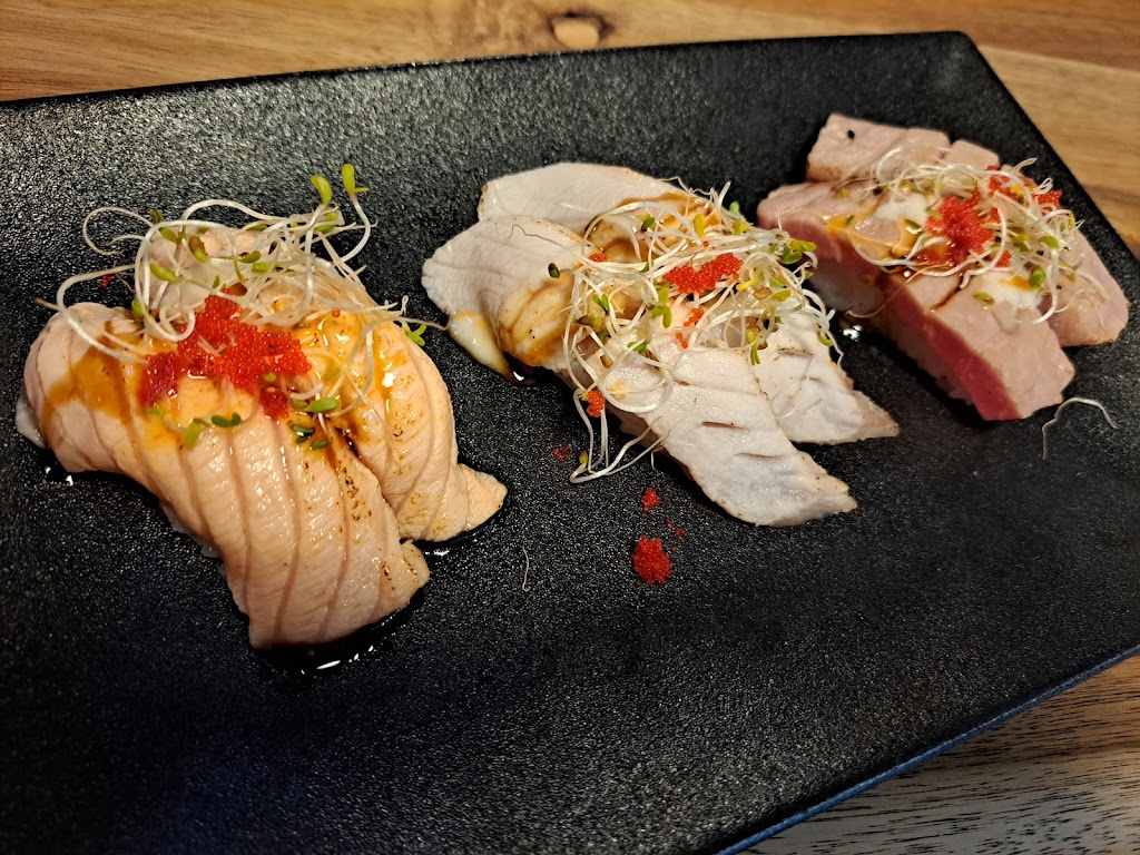 Mino Sushi | 1255 Kilally Rd Unit 110, London, ON N5Y 6K9, Canada | Phone: (519) 451-3888