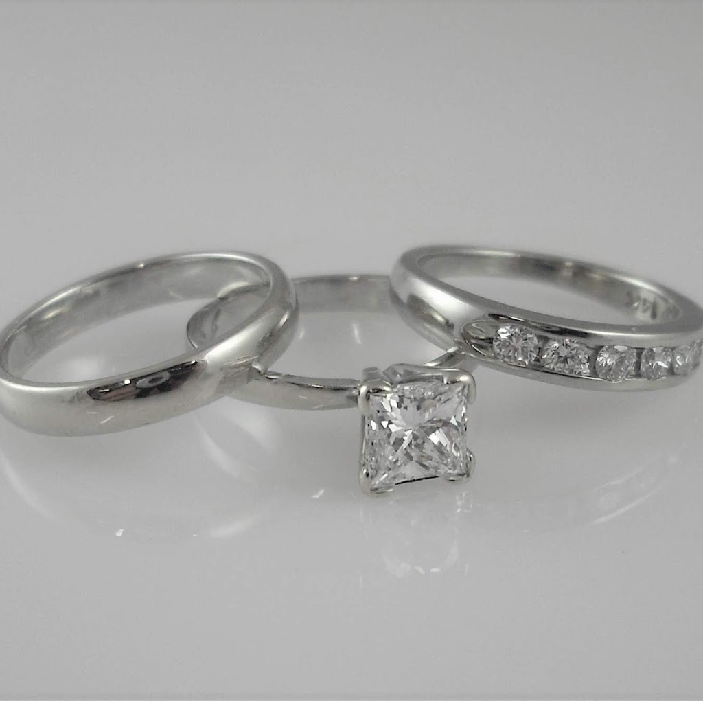 Spisani Designs Jewellery | 707 Ernest St, Point Edward, ON N7V 1K7, Canada | Phone: (519) 333-7417