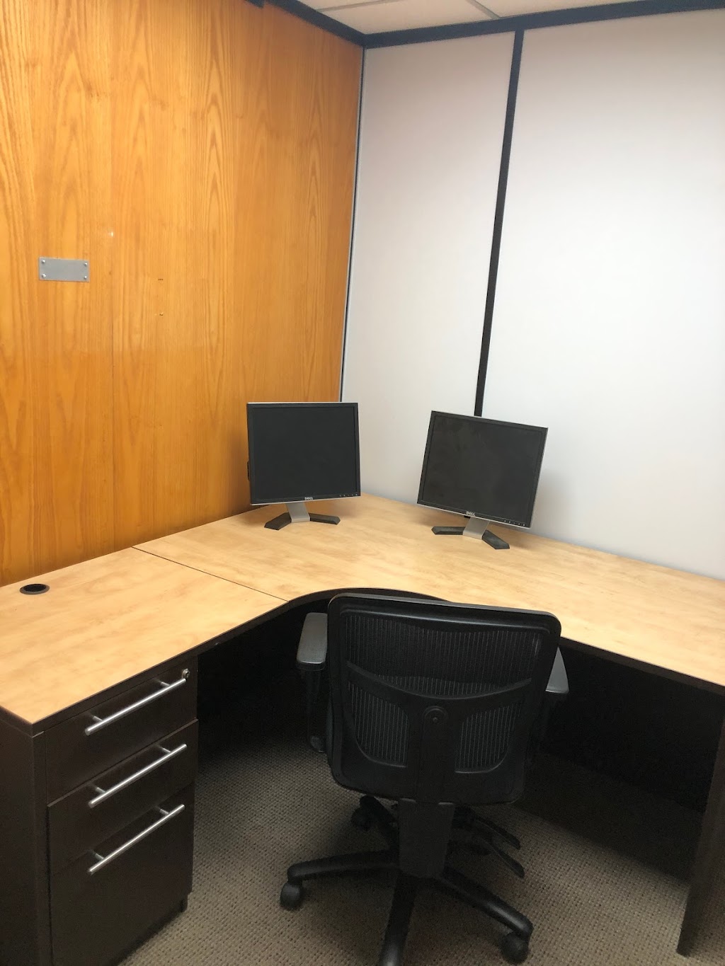 Capilano Offices Space - Coworking Space | 7905 106 Ave NW, Edmonton, AB T6A 1H7, Canada | Phone: (587) 206-2406