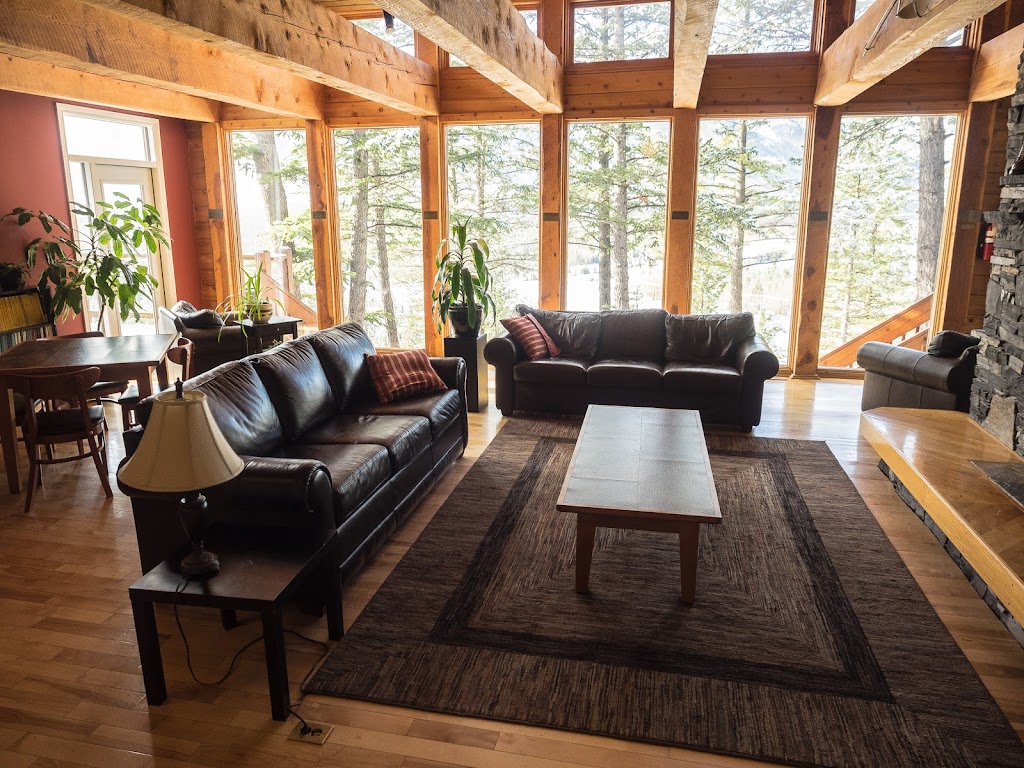Hostelling International - Canmore Clubhouse | Station Main, 201 Indian Flats Rd Box 8040, Canmore, AB T1W 2T8, Canada | Phone: (403) 678-3200 ext. 0
