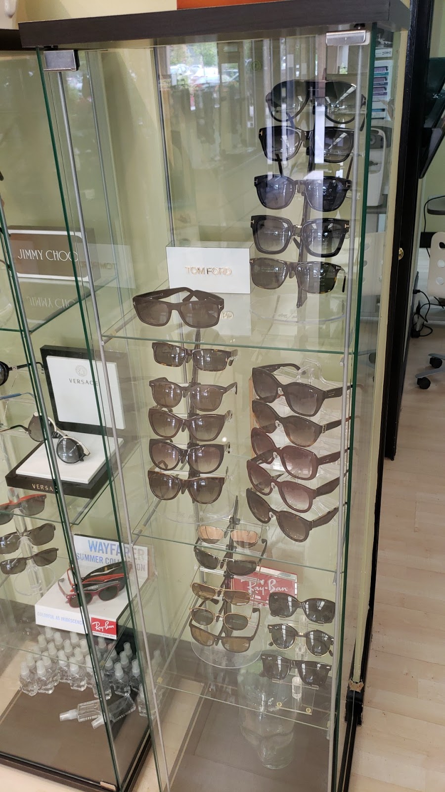 Abbe Opticians | 20, 1077 N Service Rd, Mississauga, ON L4Y 1A6, Canada | Phone: (905) 272-1632