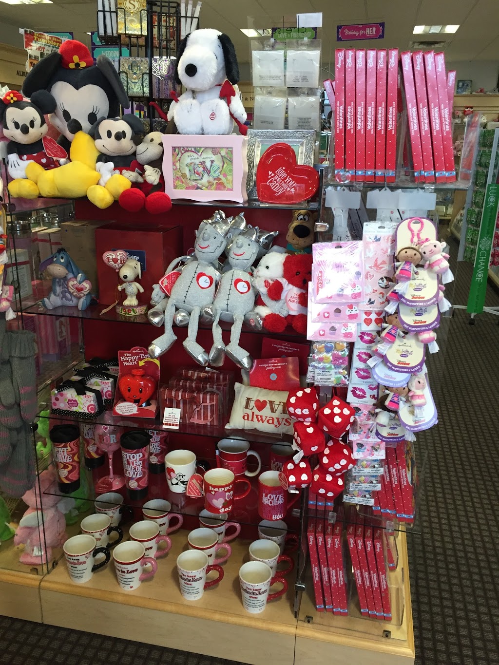Hallmark Appleby Crossing | 2455 Appleby Line, Burlington, ON L7L 0B6, Canada | Phone: (905) 336-4274