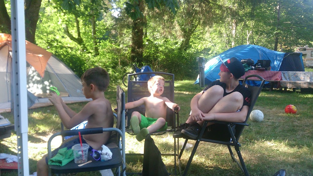Maple Pool Campground & RV Park | 4685 Headquarters Rd, Courtenay, BC V9N 9H4, Canada | Phone: (250) 338-9386