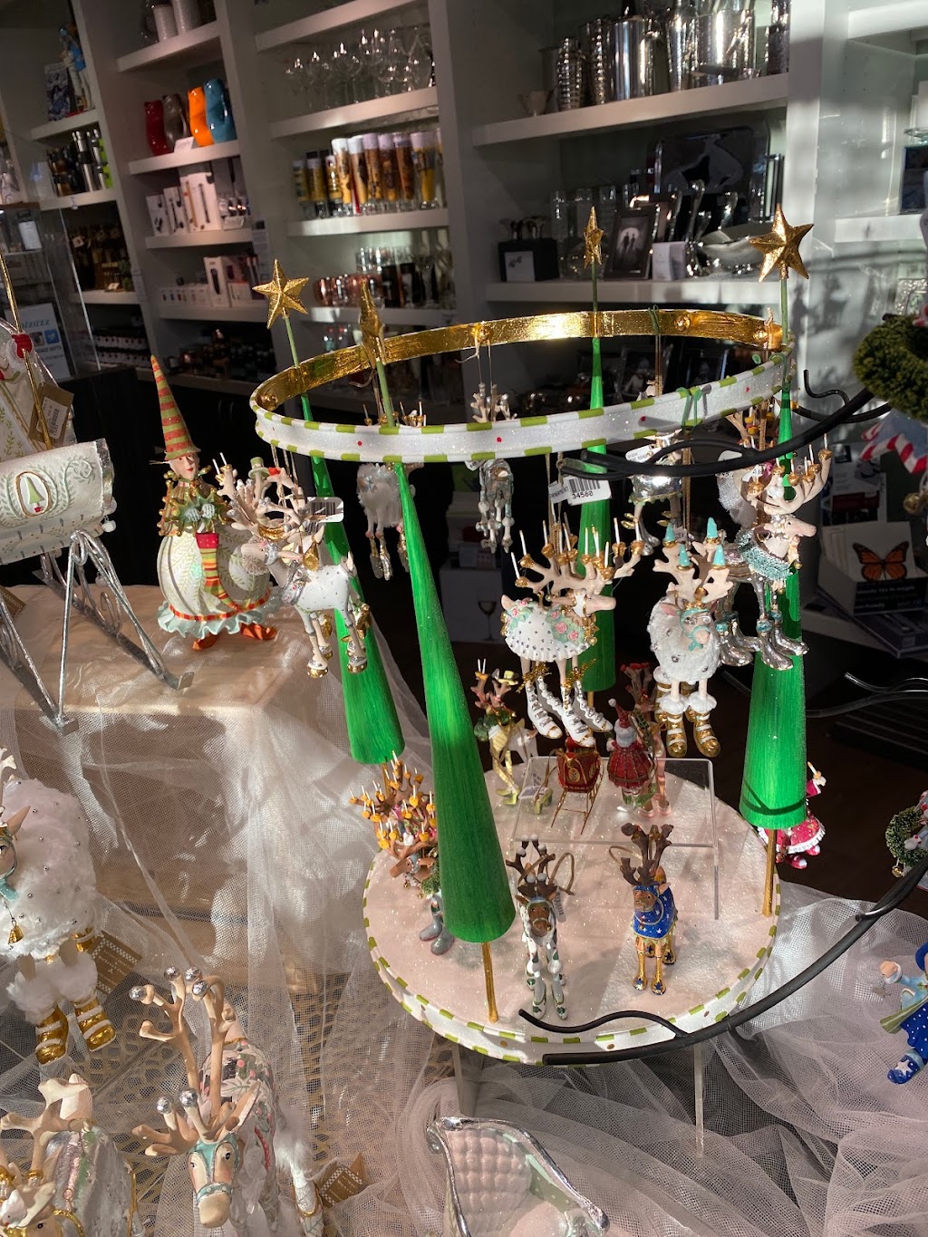 Pizazz Gifts | 3131 Edgemont Blvd, North Vancouver, BC V7R 2N7, Canada | Phone: (778) 340-7660