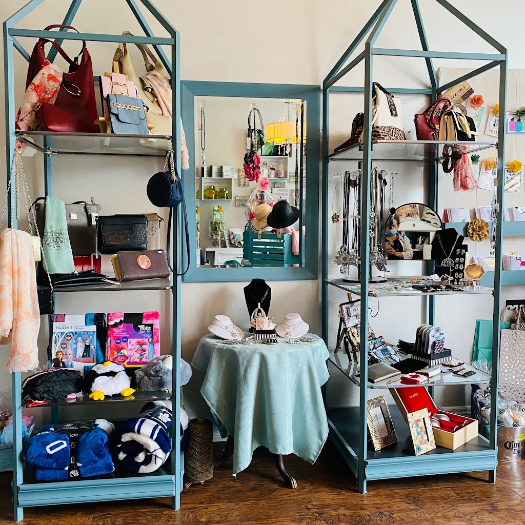Basketful Boutique | 181 Plains Rd W, Burlington, ON L7T 0B1, Canada | Phone: (905) 777-1911