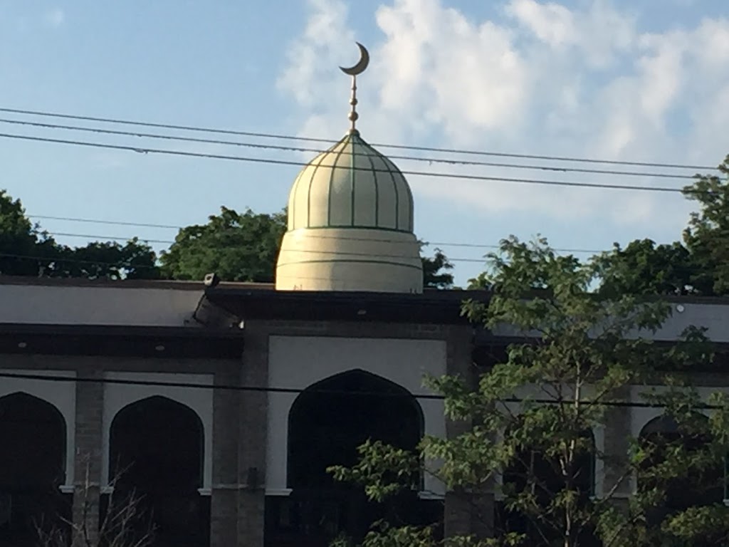 Masjid Syyadina Omar Farookh | 4640 Kingston Rd, Scarborough, ON M1E 2P9, Canada | Phone: (416) 281-3666