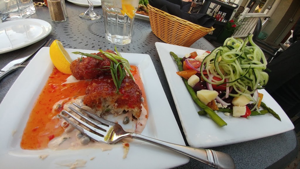 Ricks On Main | 687 E Main St, East Aurora, NY 14052, USA | Phone: (716) 652-1253