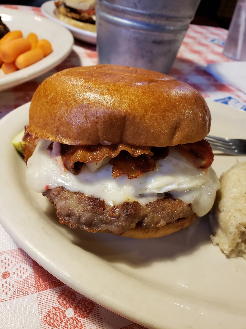 BWs Smokin Barrels Barbecue | 5007 Lake Ave, Buffalo, NY 14219, USA | Phone: (716) 824-7455