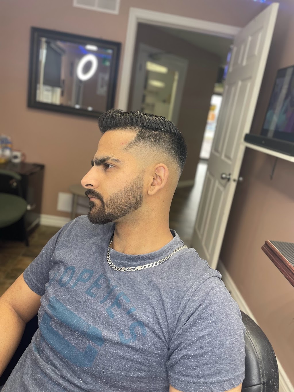 HAIR’N THE HOOD | 123 Water St, Summerside, PE C1N 1A8, Canada | Phone: (365) 778-1313