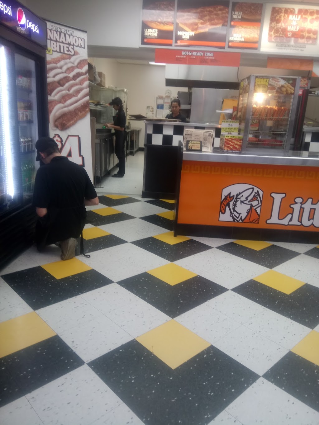 Little Caesars Pizza | 6461 Scott Rd, Delta, BC V4E 3G3, Canada | Phone: (604) 572-8787